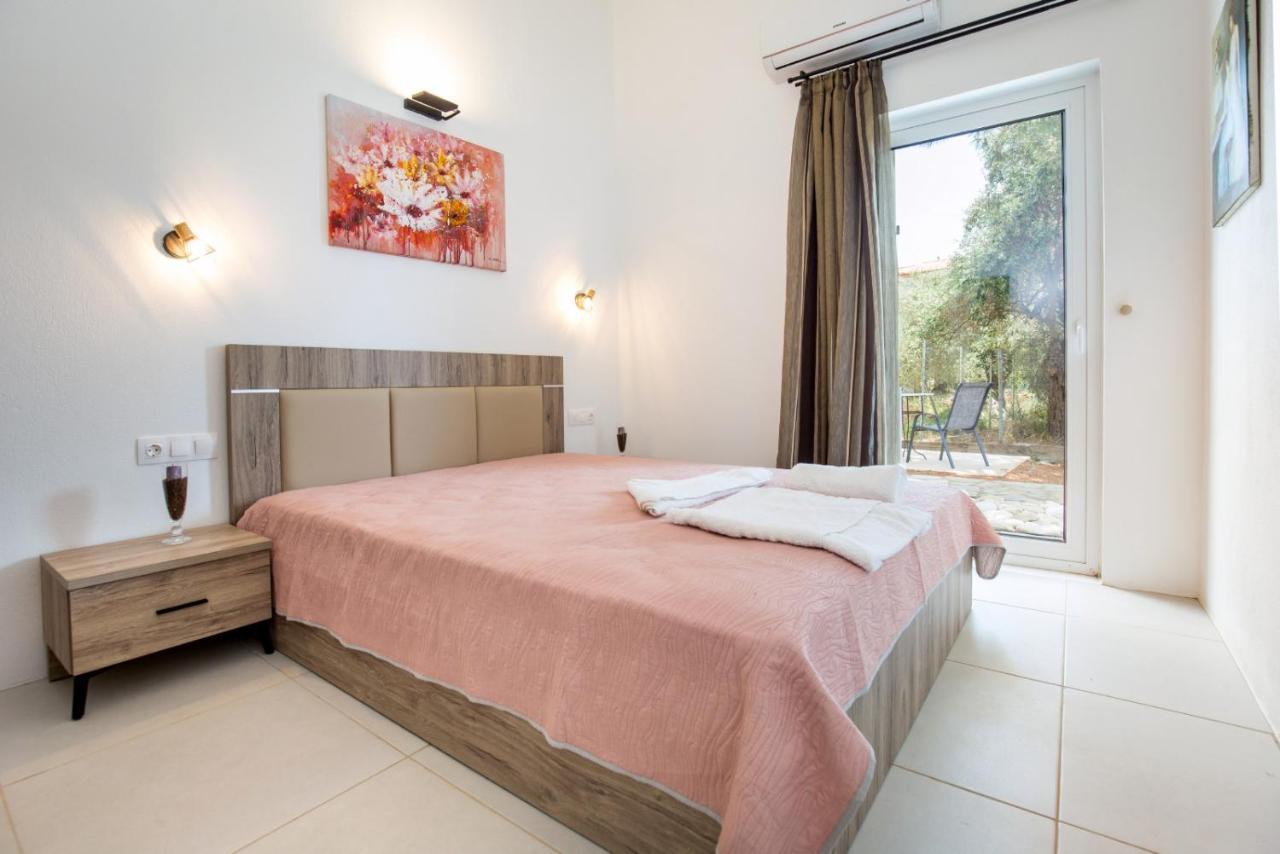 Avgoustidis Apartments Limenaria  Esterno foto